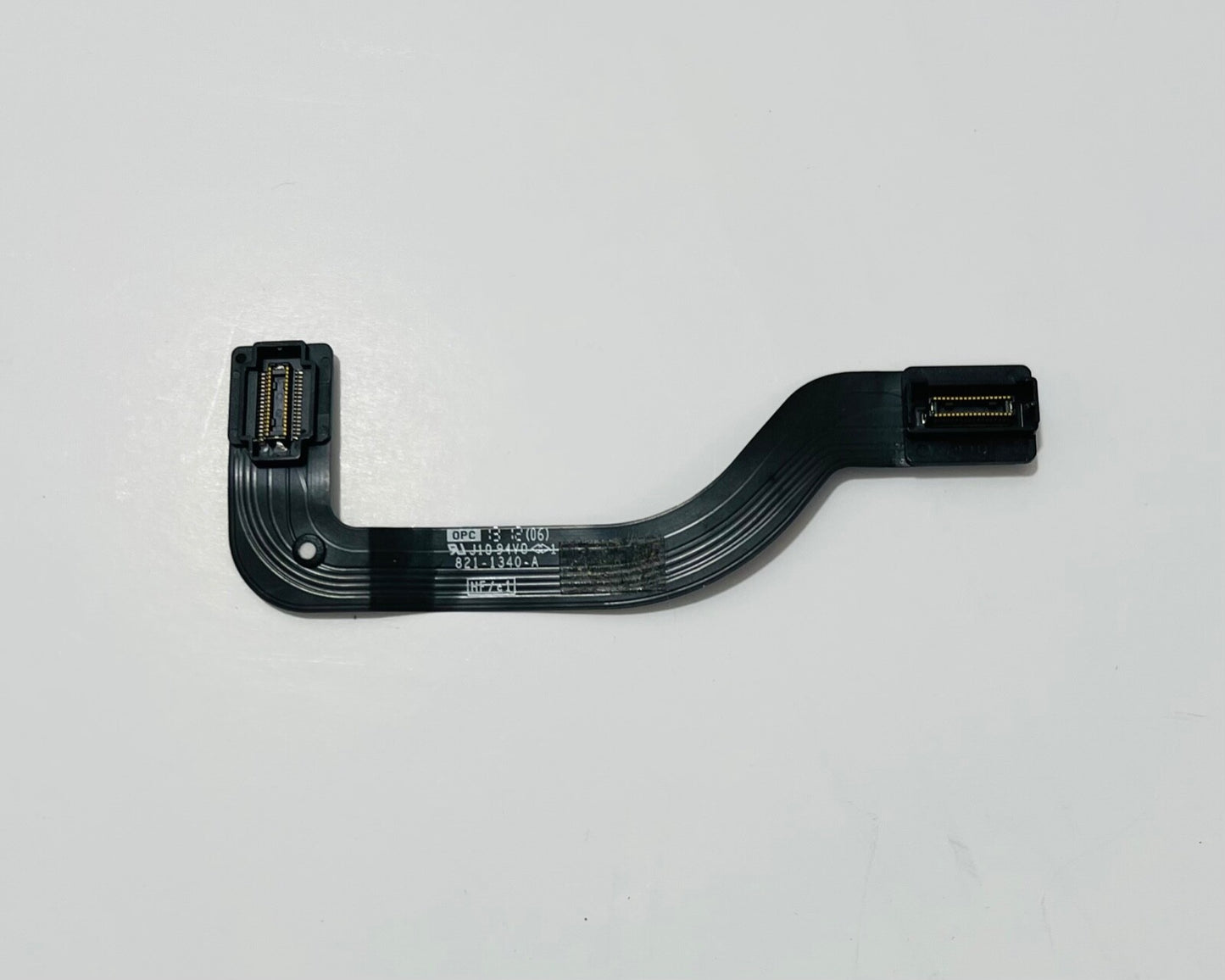 Apple MacBook Air 11" A1370  2011 I/O Board Flex Cable 821-1340-A