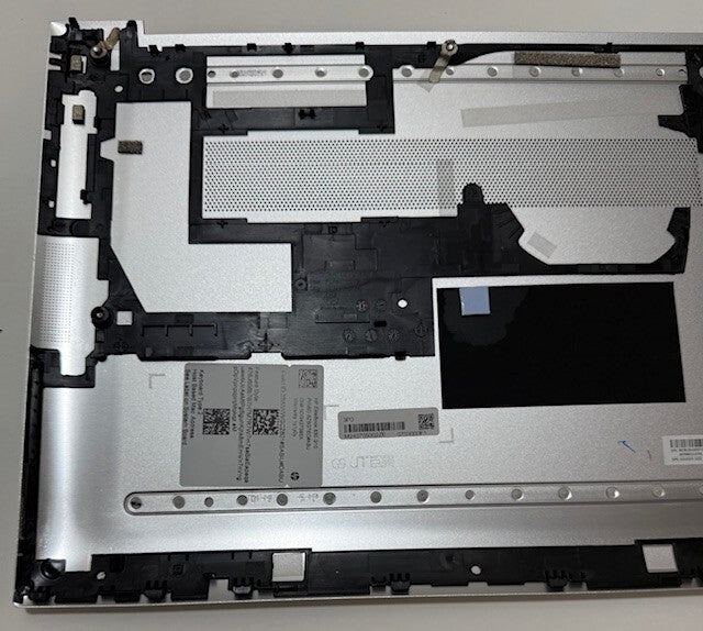 GENUINE HP Elitebook  830 G10 Bottom/lower Case Silver