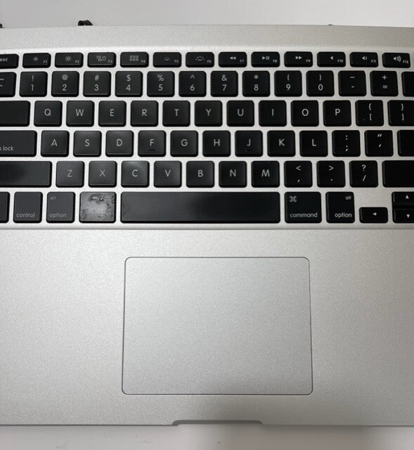 MacBook Pro Retina A1398 Mid 2014 Palmrest/keyboard/trackpad & battery (CYC 672)