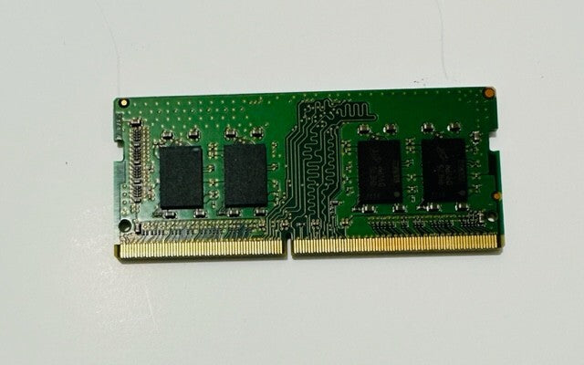GENUINE DELL XPS 15 9570 16 GB( 2x8) RAM DDR4  PC4-2666V