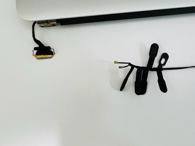 Apple MacBook Air 11 " A1370 Mid 2011 LCD screen Assembly