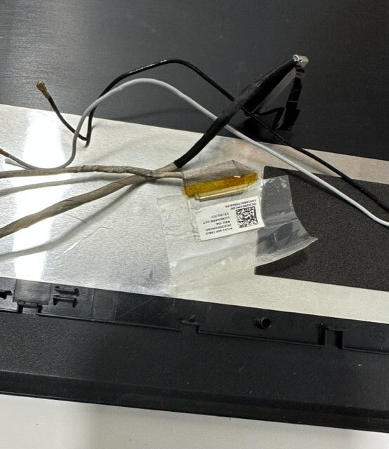 Genuine Lenovo Ideapad G50-30 Top Lid Cover With Webcam, WIFI Antenna