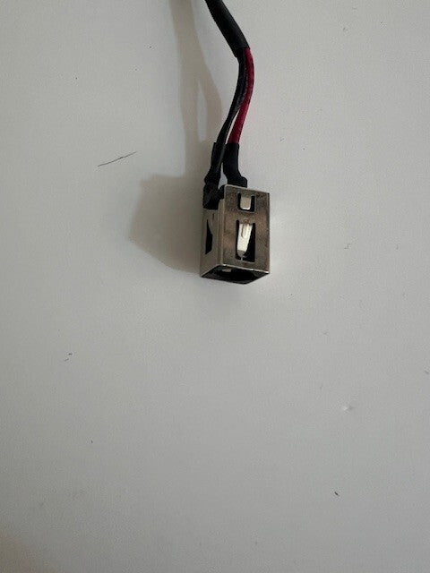 Genuine Toshiba Satellite L50-B-1QU DC Power in Jack