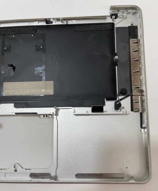 Apple MacBook Pro A1286 2011 EMC 2417 Palmrest, Speakers, Keyboard UK LayOut