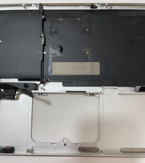 Apple MacBook Pro A1286 2011 EMC 2417 Palmrest, Speakers, Keyboard UK LayOut