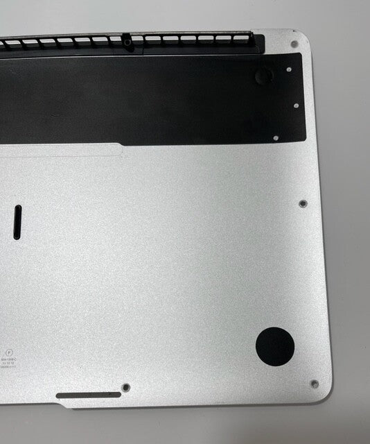 Apple MacBook Air 11" A1370  2011  BACK COVER/LOWER CASE