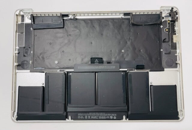 MacBook Pro Retina A1398 Mid 2014 Palmrest/keyboard/trackpad & battery (CYC 672)
