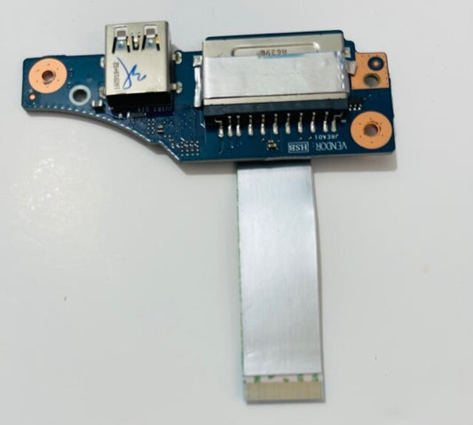 Dell Inspiron 7000 7567 SD CARD/USB BOARD  CN-01148Y-12963 With Flex Cable