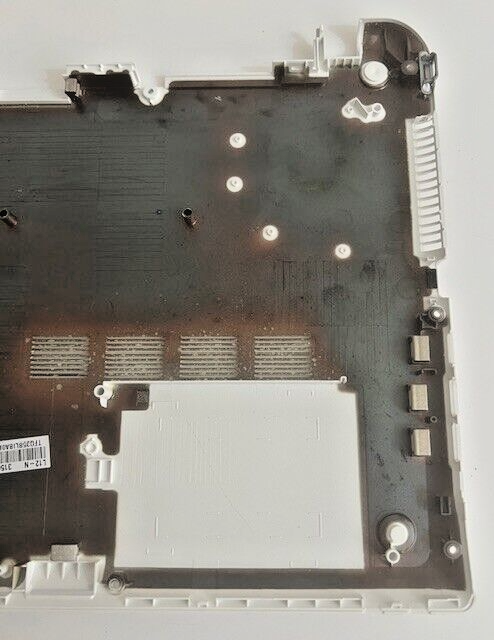 Genuine Toshiba Satellite L50-B-1QU Bottom Case White P/N A000291070