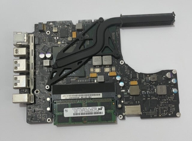 Apple MacBook A1342 13" Late 2009 Core 2 Duo 2.26GHz 4GB LogicBoard
