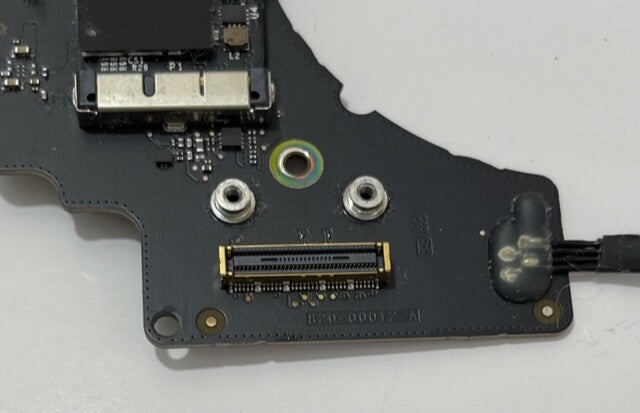 Genuine MacBook Pro 13" Retina A1502 Early 2015/USB I/O Board HDMI 820-00012-A