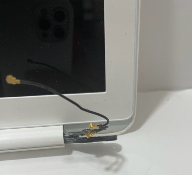 Apple MacBook A1342 13" Late 2009 LCD Screen Assembly