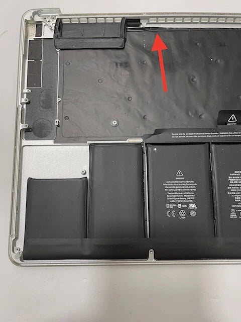 MacBook Pro A1398 15" Early 2013 Battery, Palmrest, keyboard, touchpad Assembly