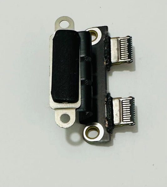 Apple MacBook Pro Touch Bar  2017 Right Side USB C Board/ Connector A016 00861-A(Used)